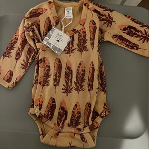 NWT kate Quinn bodysuit 12-18 mo